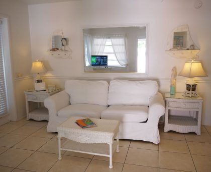 Sunset Bungalow Livingroom